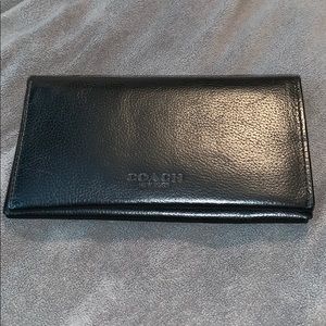 Men’s Coach bifold wallet